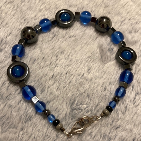 Jewelry - ❌❌SOLD❌❌🌸Black Hematite/Blue Beaded Bracelet🌸